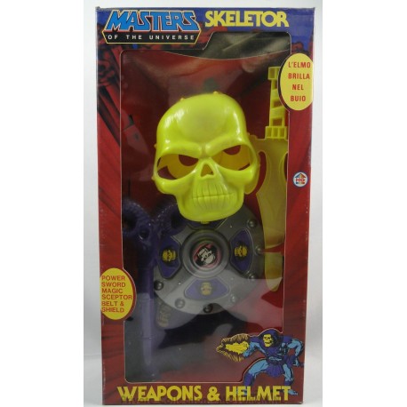 Skeletor Weapons & Helmet Set MIB, HG Toys 1984